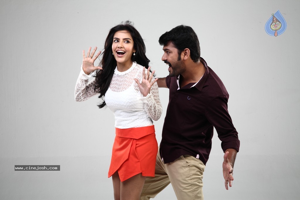 Oru Oorl Rendu Raja Tamil Movie Stills - 20 / 20 photos