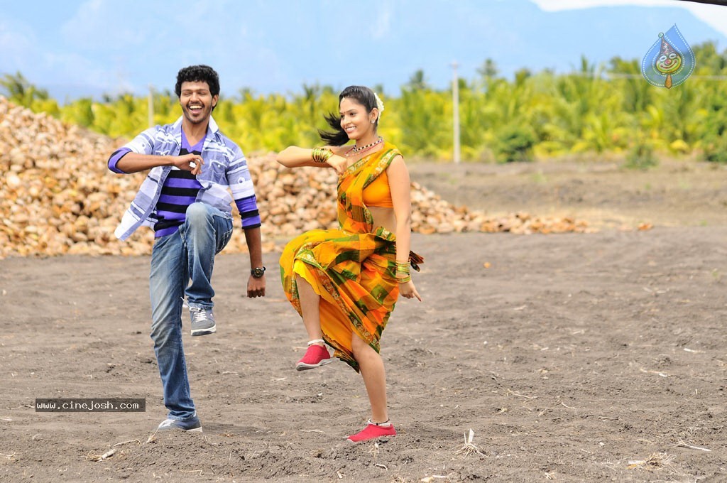 Oruvar Meethu Oruvar Sainthu Tamil Movie Stills - 26 / 77 photos