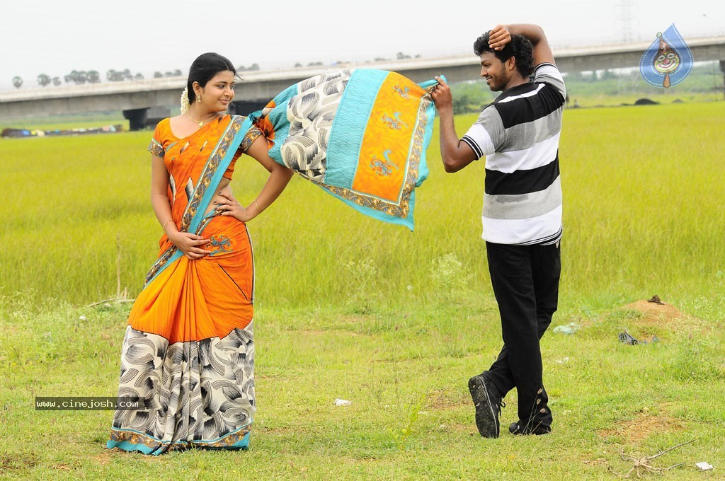 Oruvar Meethu Oruvar Sainthu Tamil Movie Stills - 71 / 77 photos