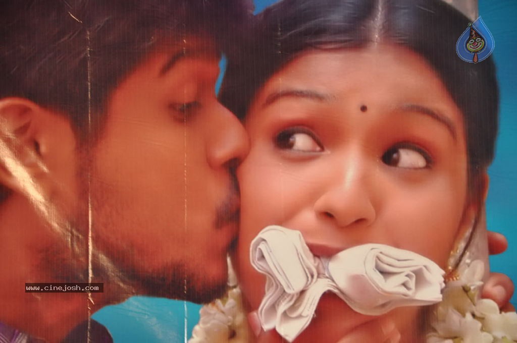 Osei Osei Vadlesi Vellipoke Movie Posters - 20 / 26 photos
