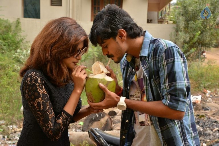 Seeni Tamil Movie Photos - 27 / 46 photos