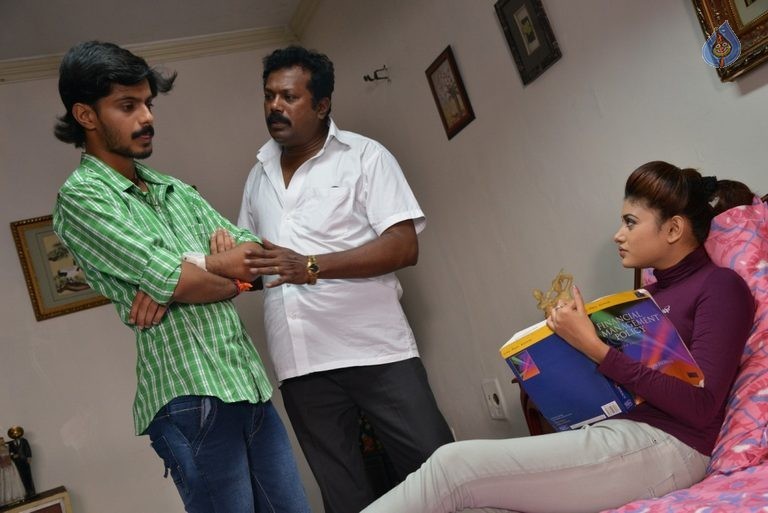 Seeni Tamil Movie Photos - 29 / 46 photos