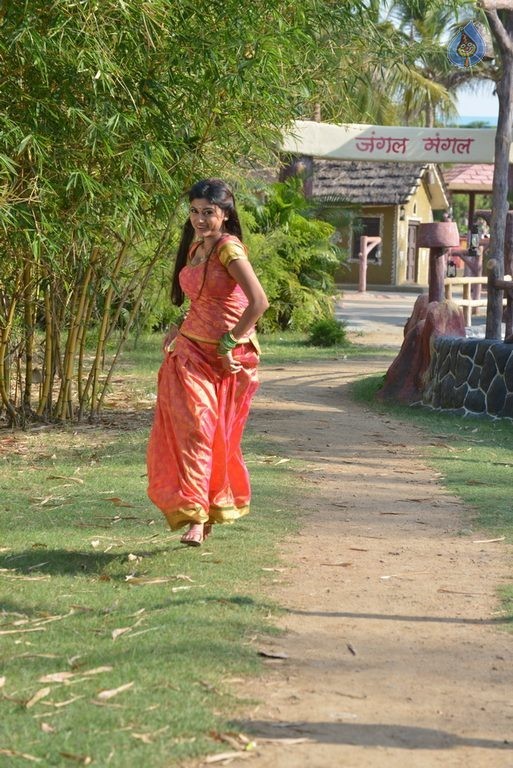 Seeni Tamil Movie Photos - 37 / 46 photos