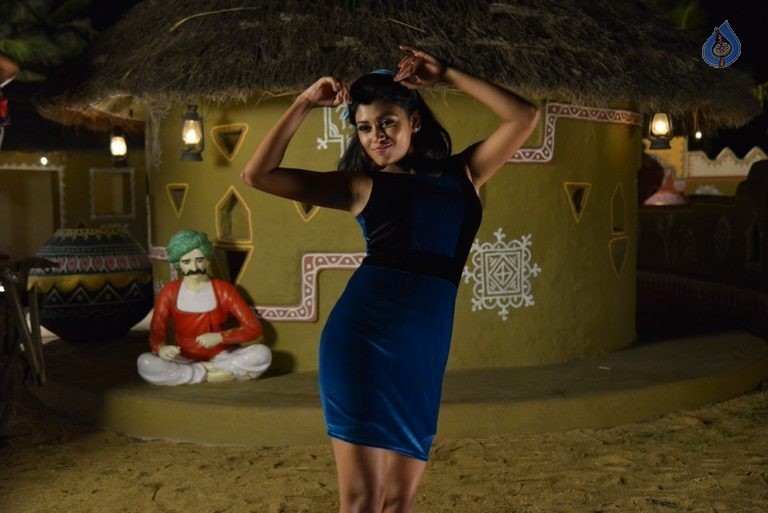 Seeni Tamil Movie Photos - 44 / 46 photos