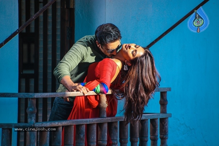 Oxygen Movie Latest Photos - 3 / 10 photos