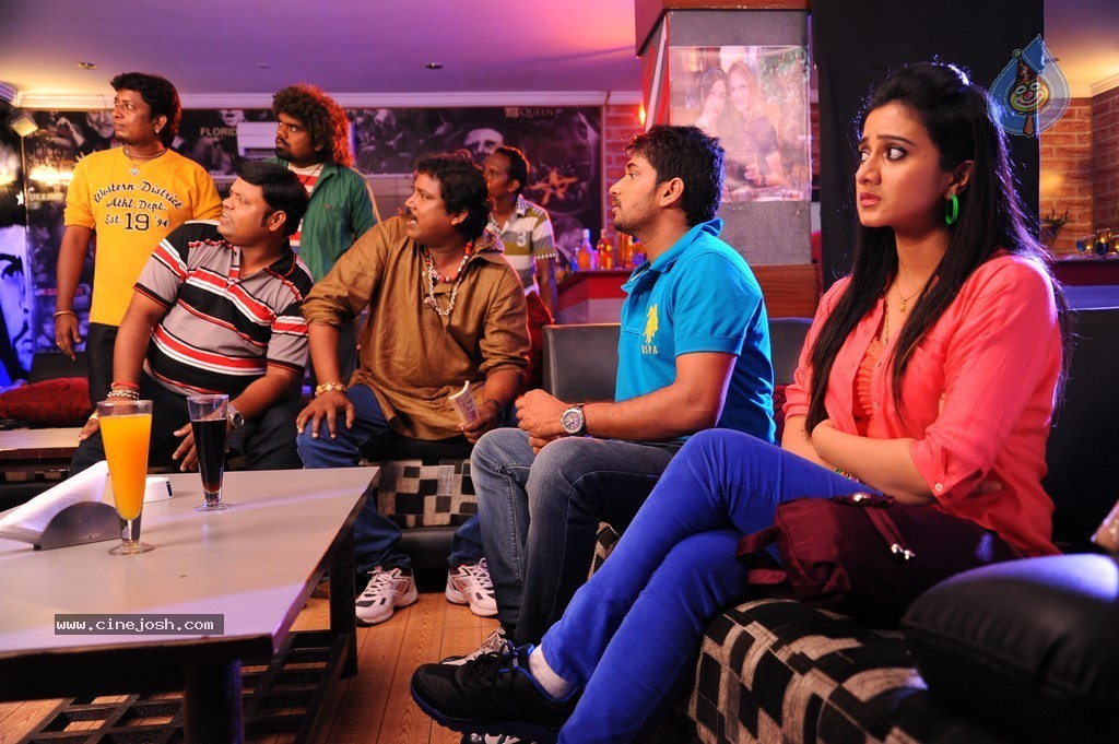 Paani Poori Movie Stills - 8 / 21 photos