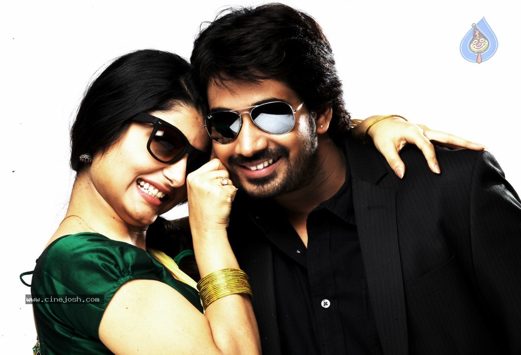 Paanipoori Movie Stills - 7 / 27 photos