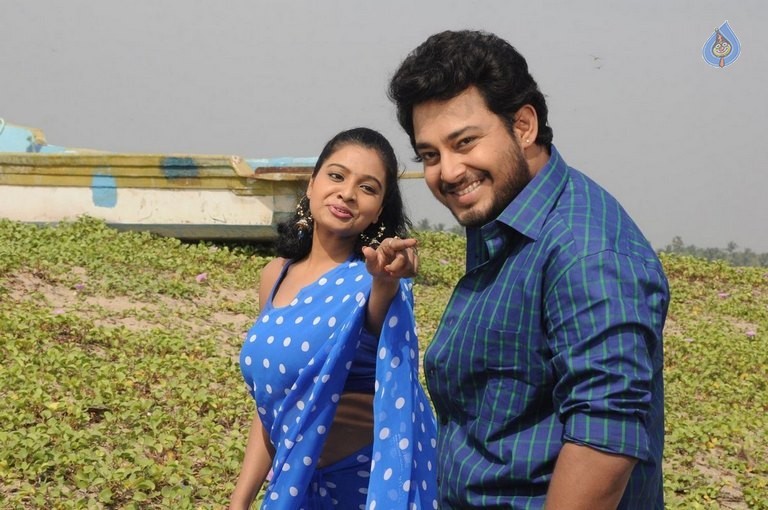 Paarkalaam Pazhagalam Tamil Film Photos - 14 / 27 photos