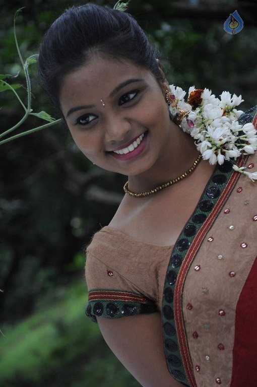 Paarkalaam Pazhagalam Tamil Film Photos - 16 / 27 photos