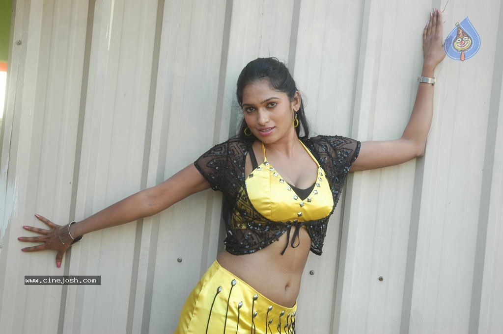 Paavi Tamil Movie Spicy Stills - 4 / 43 photos