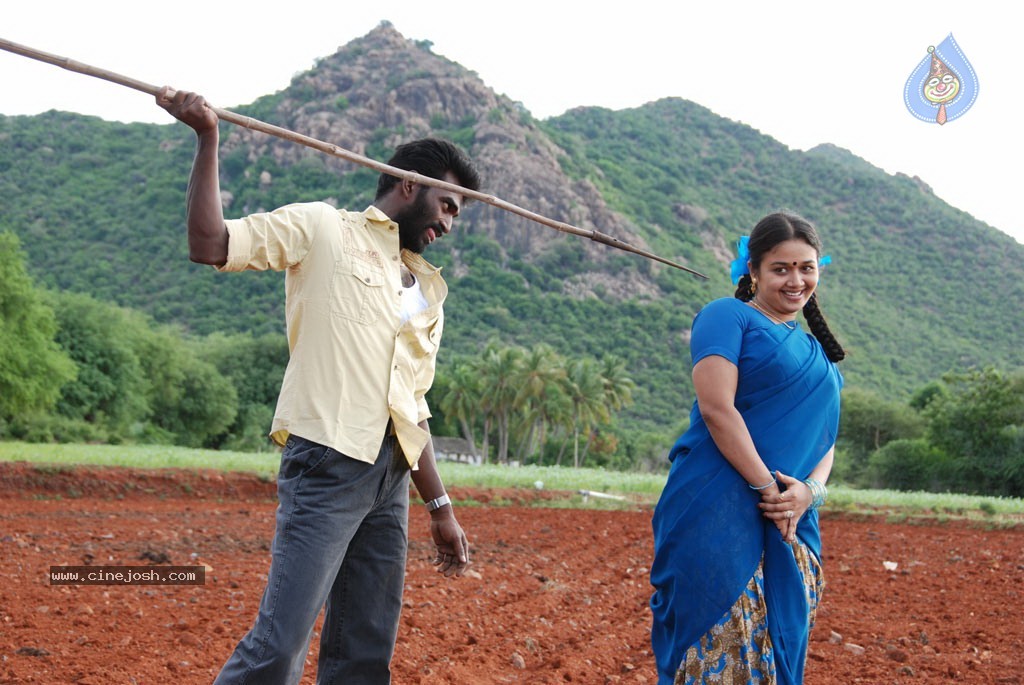 Pachai Engira Kaathu Tamil Movie Stills - 21 / 29 photos