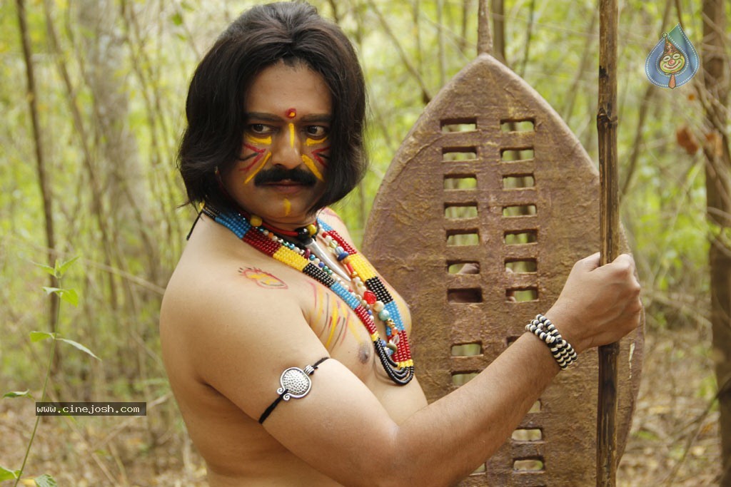 Padam Pesum Tamil Movie Stills - 16 / 28 photos