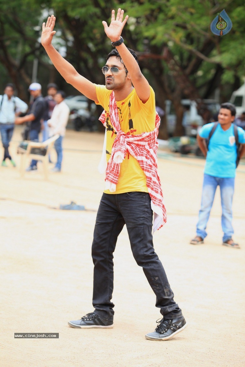 Paddanandi Premalo Mari Stills - 6 / 25 photos