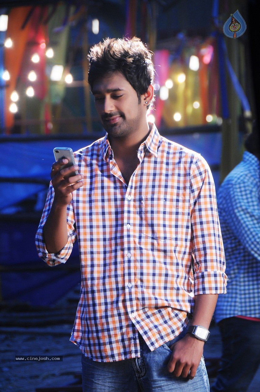 Paddanandi Premalo Mari Stills - 9 / 25 photos