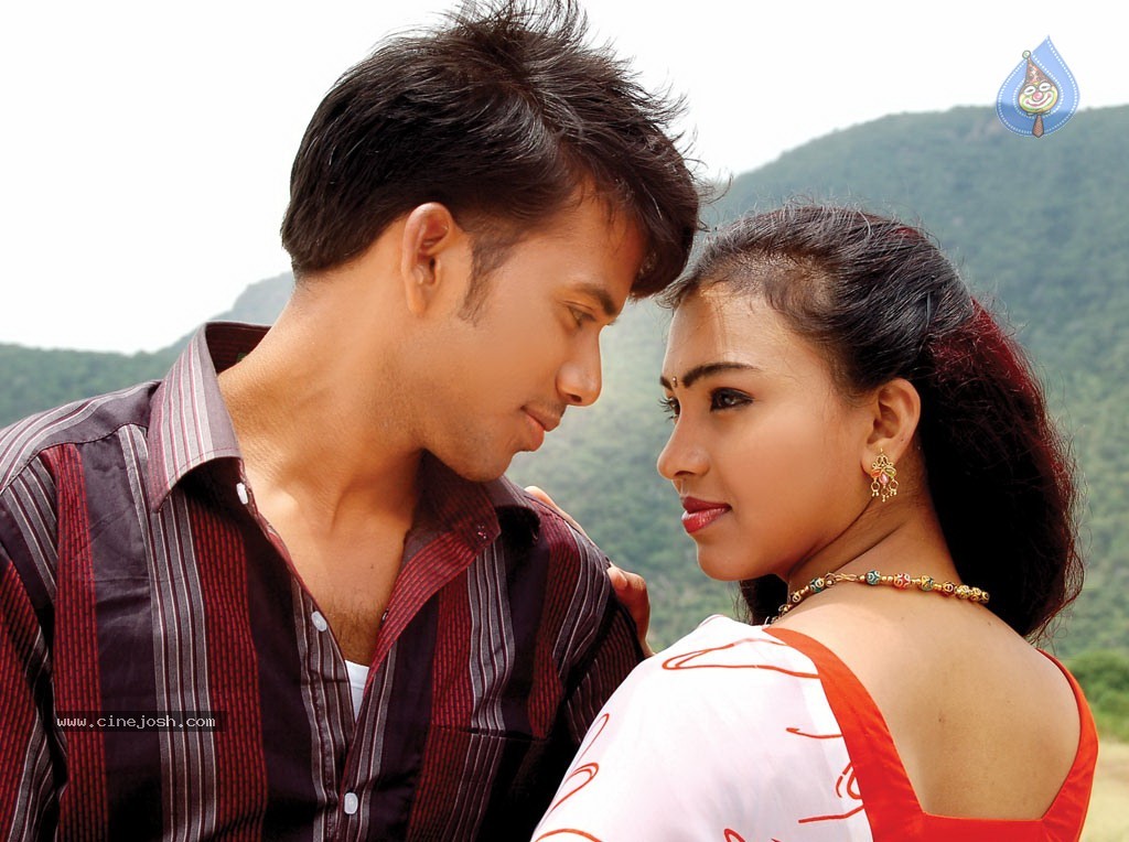 Padikkira Vayasula Tamil Movie Stills - 20 / 58 photos