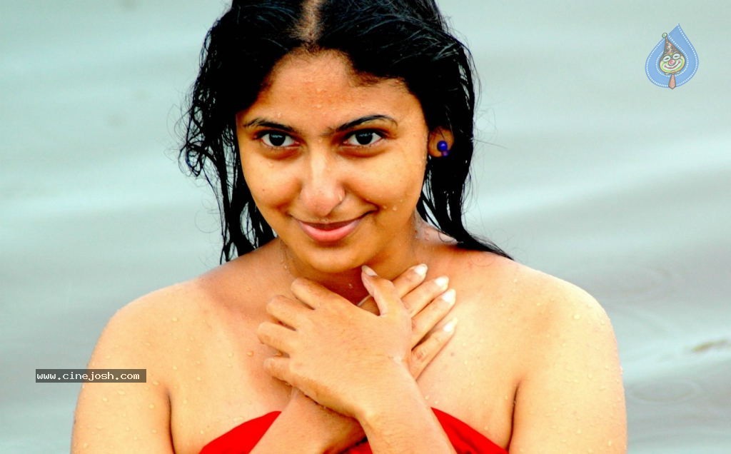 Paga Nagapatnam Movie Stills - 5 / 9 photos