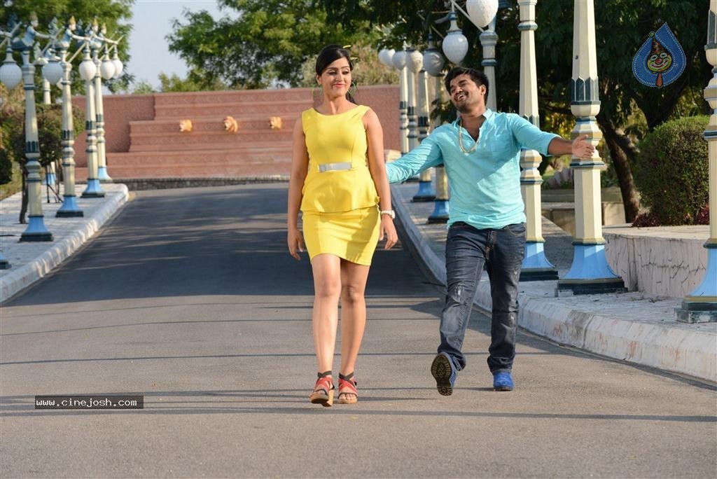 Pagadai Pagadai Tamil Movie Stills - 24 / 54 photos