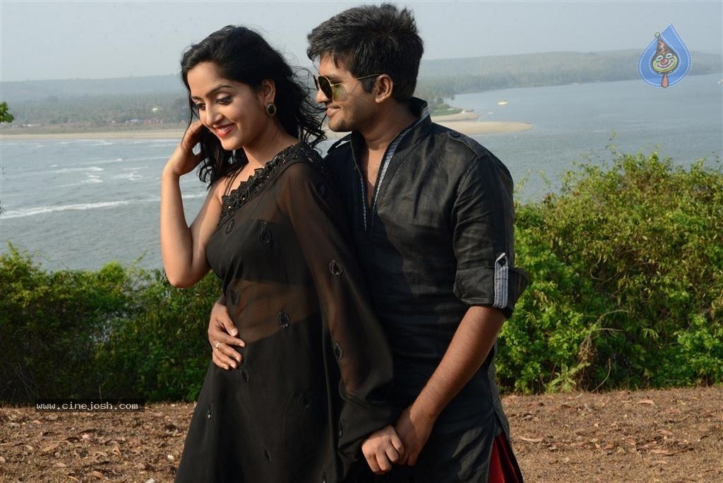Pagadai Pagadai Tamil Movie Stills - 28 / 54 photos