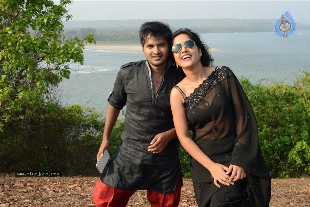 Pagadai Pagadai Tamil Movie Stills - 36 / 54 photos