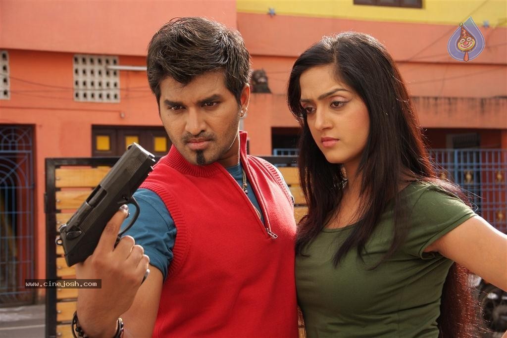 Pagadai Pagadai Tamil Movie Stills - 47 / 54 photos