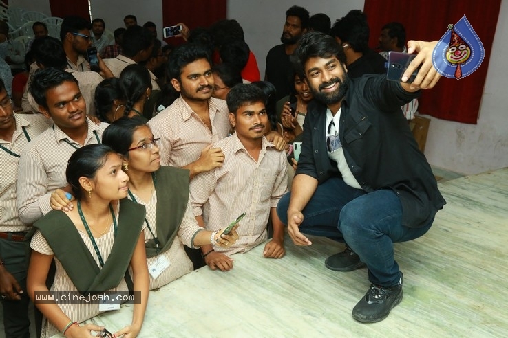 Palasa Team at Narasaraopeta College - 6 / 42 photos