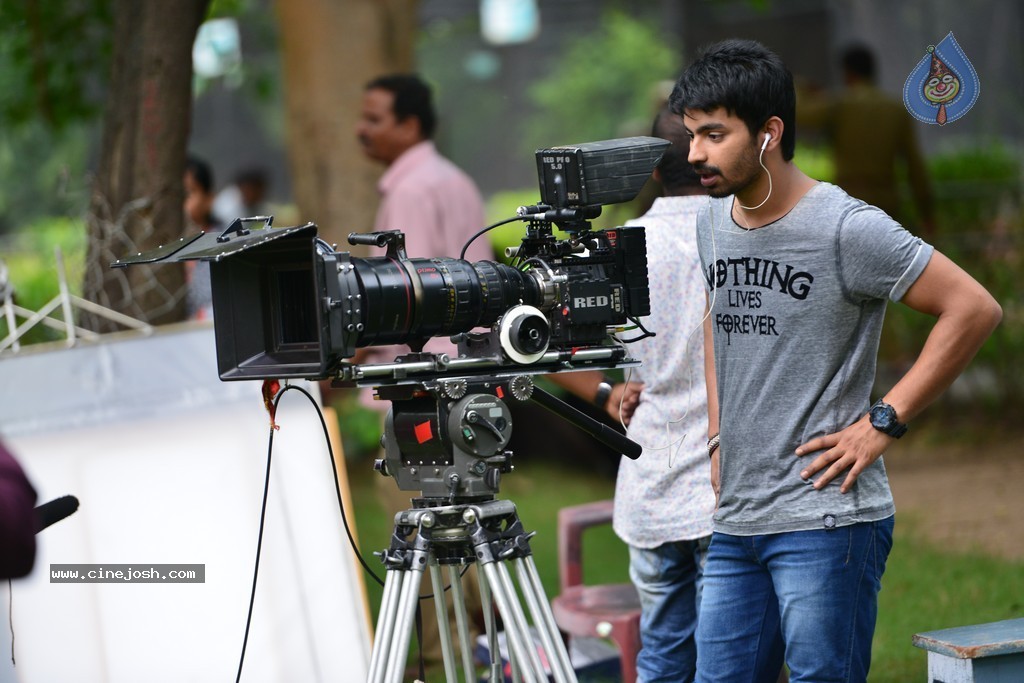 Panchadara Pachimirchi Movie Stills - 12 / 22 photos