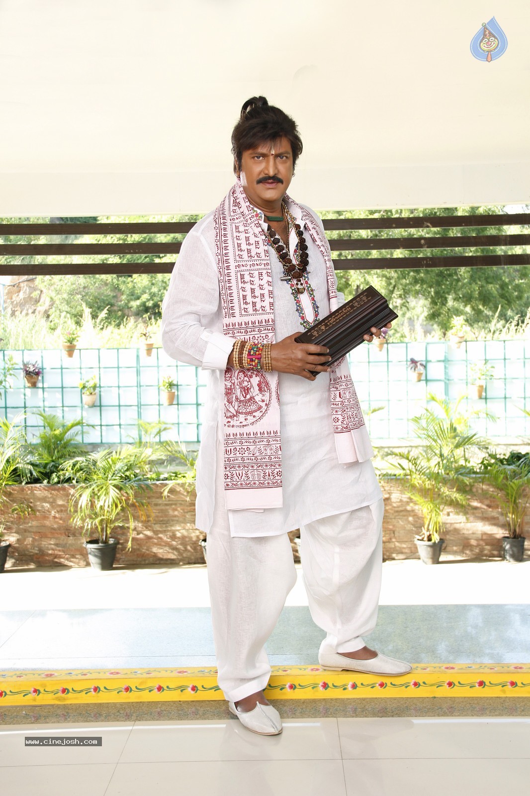 Pandavulu Pandavulu Tummeda 1st Look - 1 / 1 photos