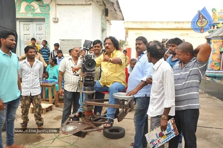 Pandugadi Photo Studio Movie Stills - 5 / 19 photos