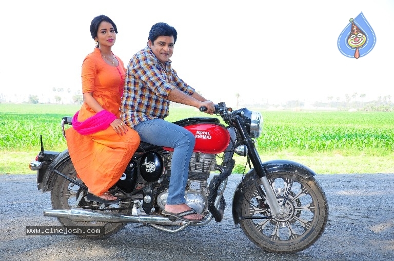 Pandugadu Photo Studio Movie Stills - 5 / 8 photos