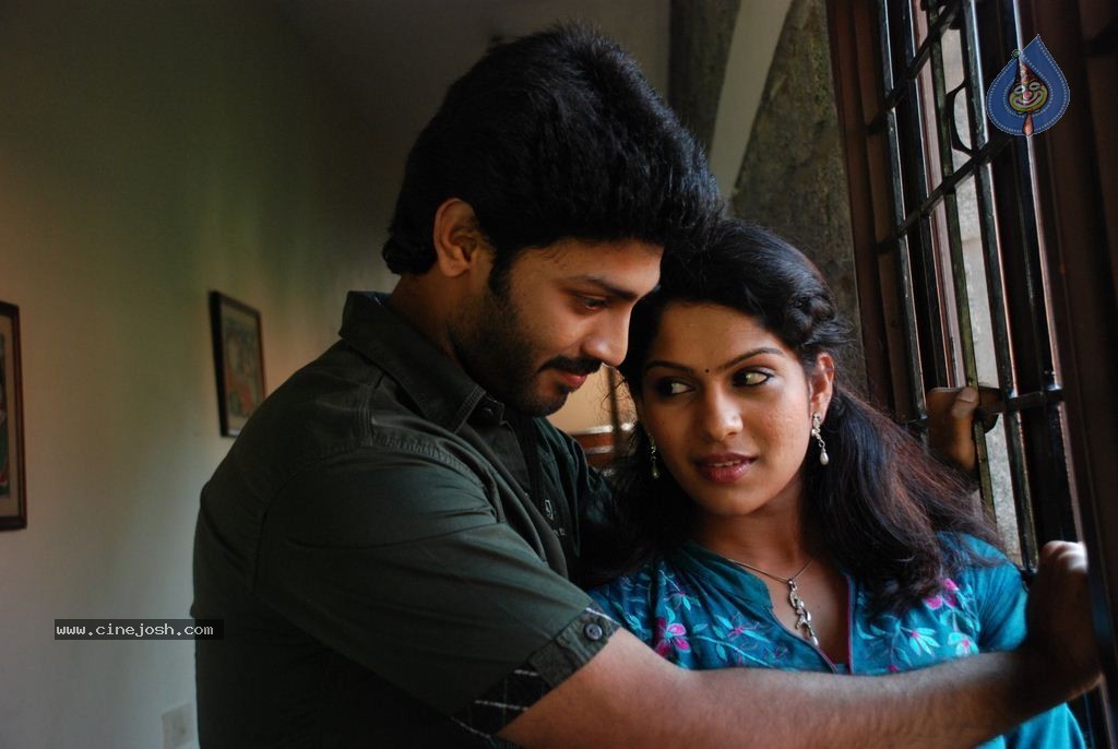 Panduvam Tamil Movie Stills - 5 / 52 photos