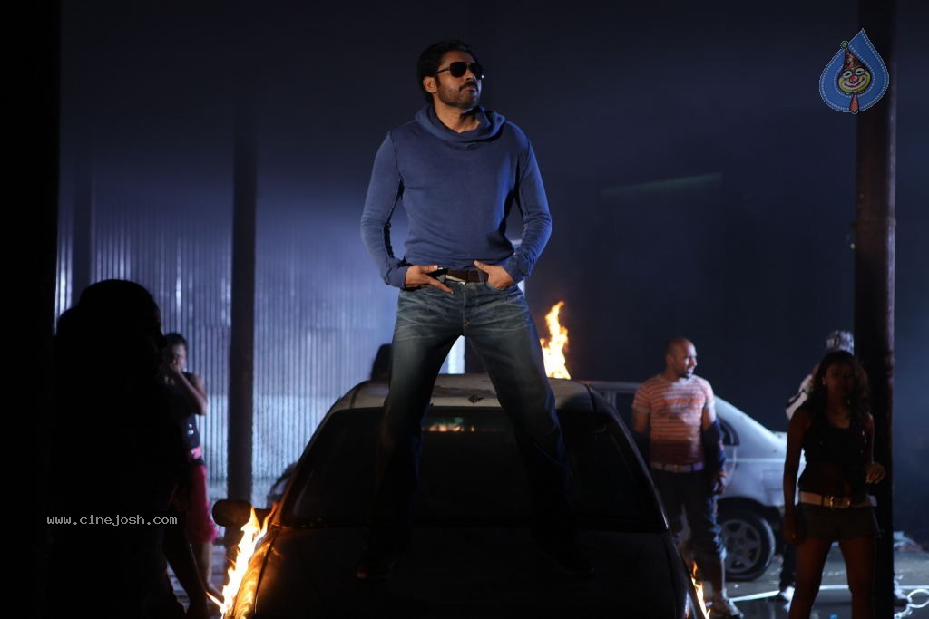 Panjaa Movie Latest Stills - 10 / 16 photos