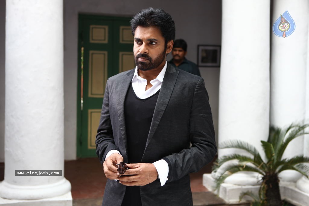 Panjaa Movie Latest Stills - 15 / 16 photos