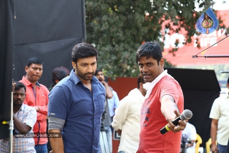 Pantham Working Stills - 1 / 5 photos