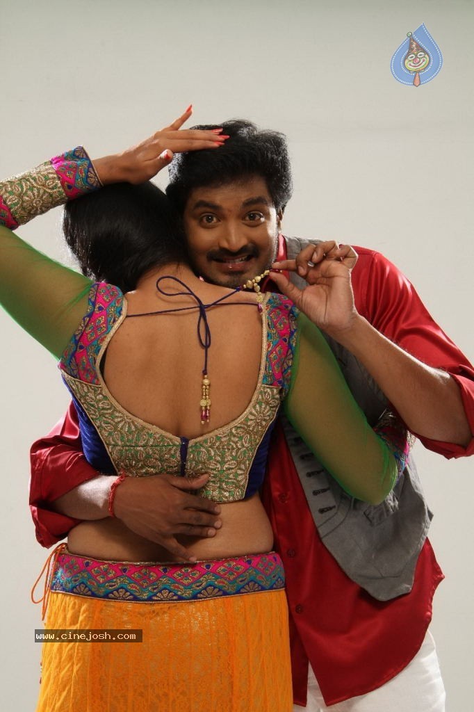 Pappali Tamil Movie Hot Stills - 30 / 39 photos