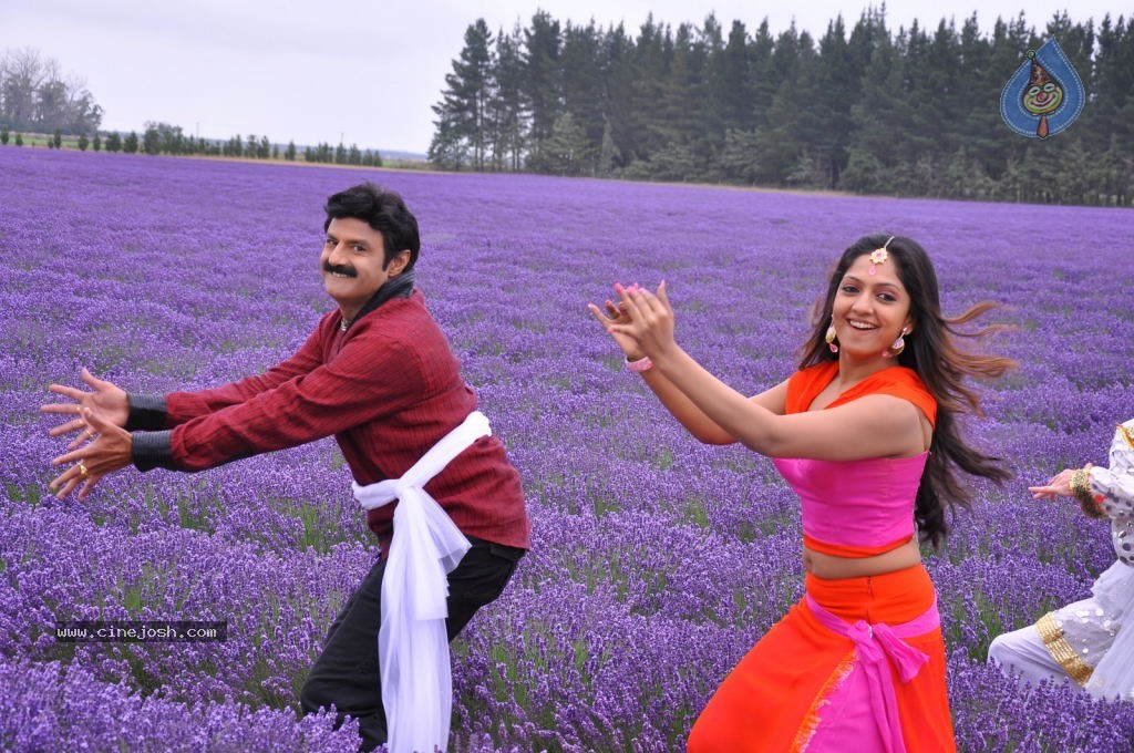 Parama Veera Chakra Movie Gallery - 16 / 25 photos