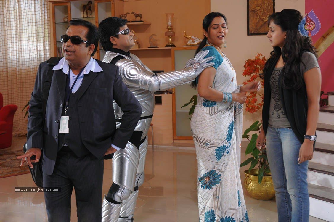 Parama Veera Chakra Movie New Stills - 13 / 20 photos