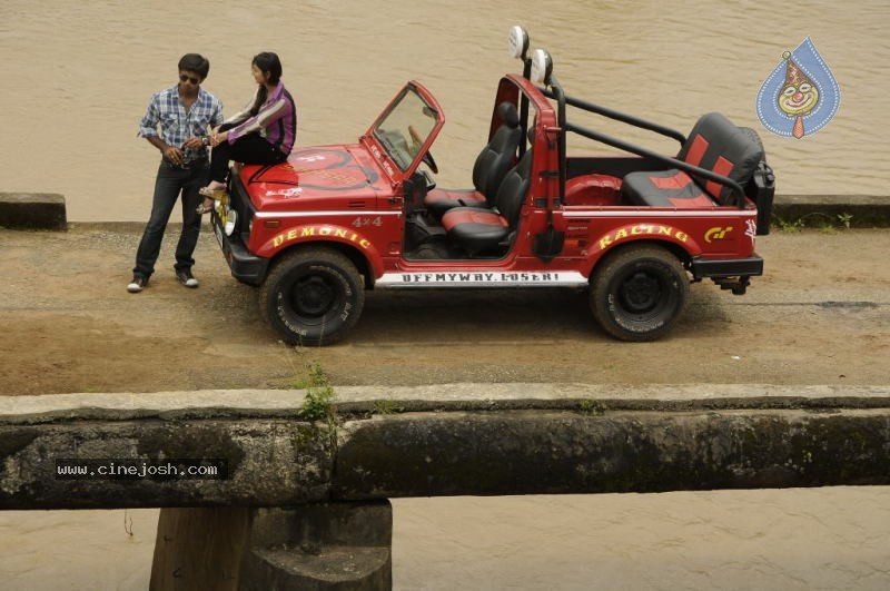 Parents Movie Working Stills - 6 / 30 photos