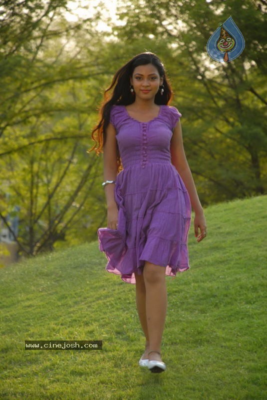 Parithi Tamil Movie Hot Stills - 40 / 60 photos