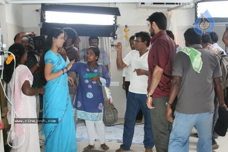 Parithi Tamil Movie Hot Stills - 50 / 60 photos