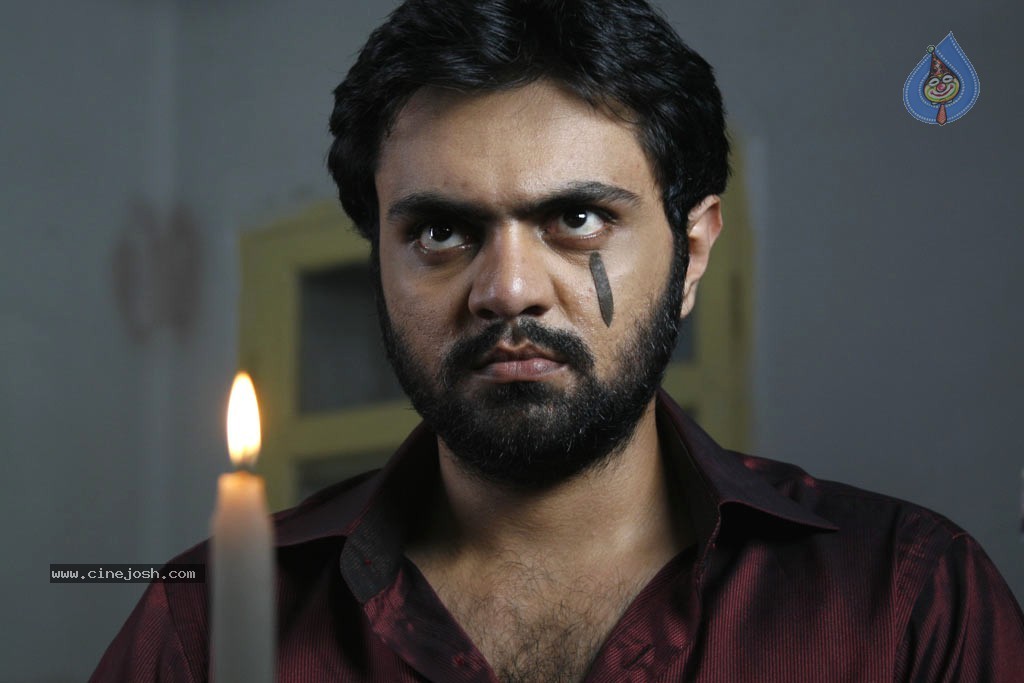 Parithi Tamil Movie Stills  - 34 / 53 photos