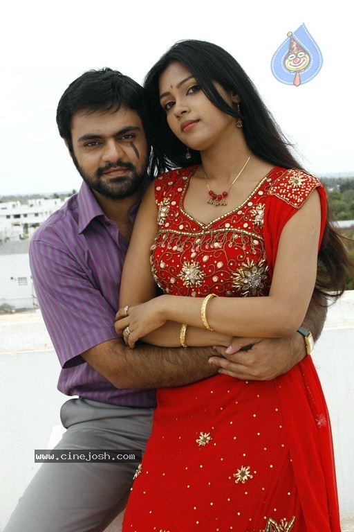 Parithi Tamil Movie Stills  - 42 / 53 photos