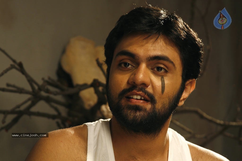 Parithi Tamil Movie Stills  - 43 / 53 photos
