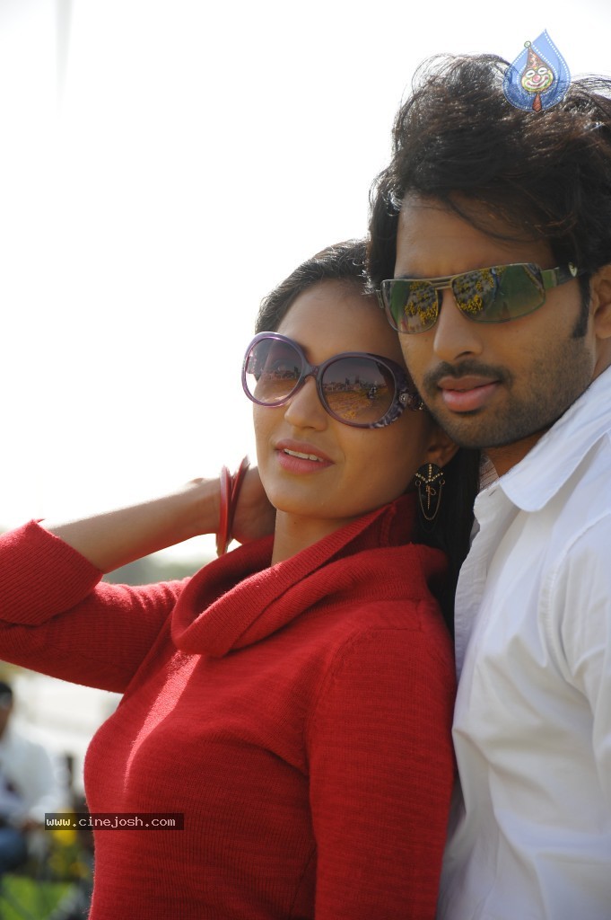 Park Movie Stills - 1 / 17 photos