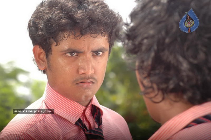 Pasakara Nanbargal Tamil Movie Stills - 30 / 56 photos