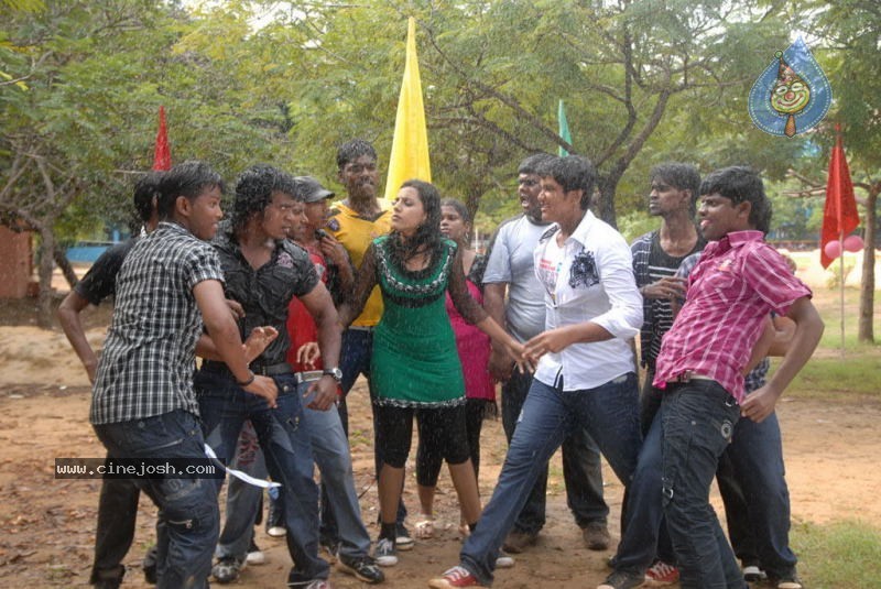 Pasakara Nanbargal Tamil Movie Stills - 37 / 56 photos