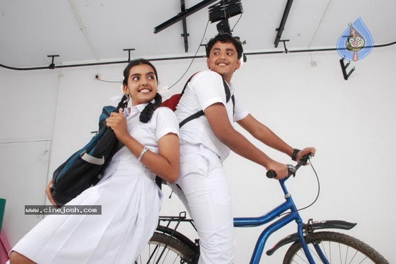 Pasakara Nanbargal Tamil Movie Stills - 50 / 56 photos