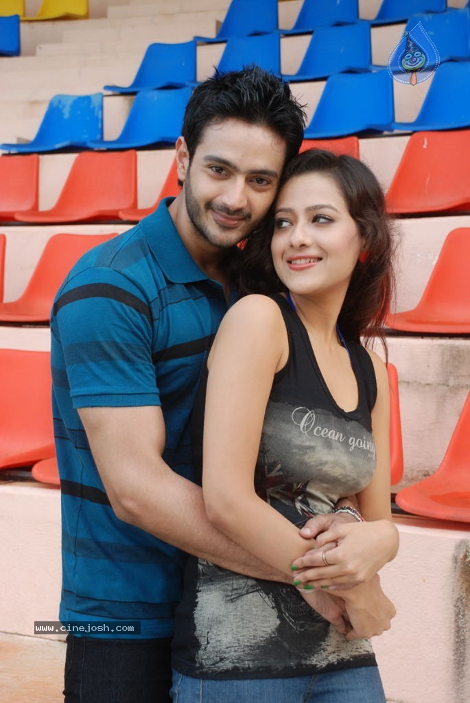 Pathayeram Kodi Tamil Movie Stills - 39 / 59 photos