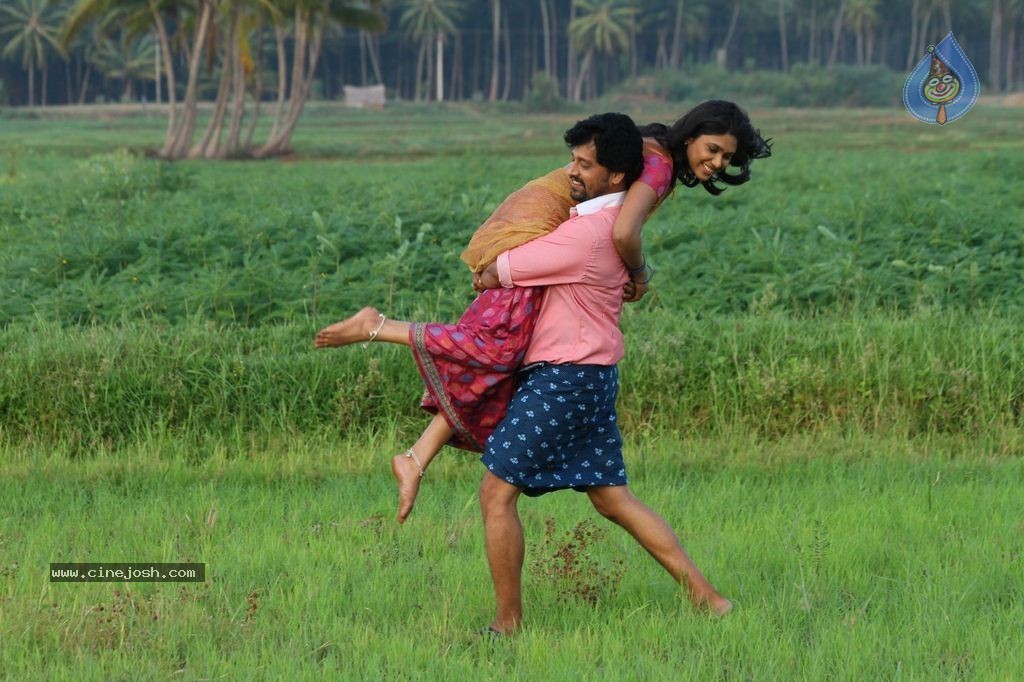 Pattaya Kelappanum Pandiya Tamil Movie Stills - 12 / 39 photos