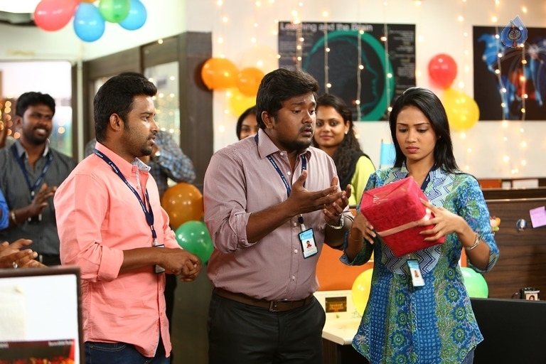 Pelli Roju Movie Photos - 51 / 75 photos