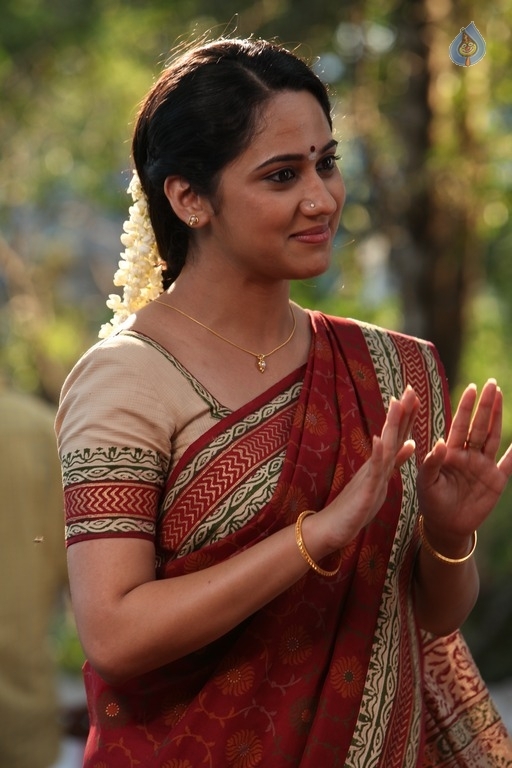 Pelli Roju Movie Photos - 59 / 75 photos